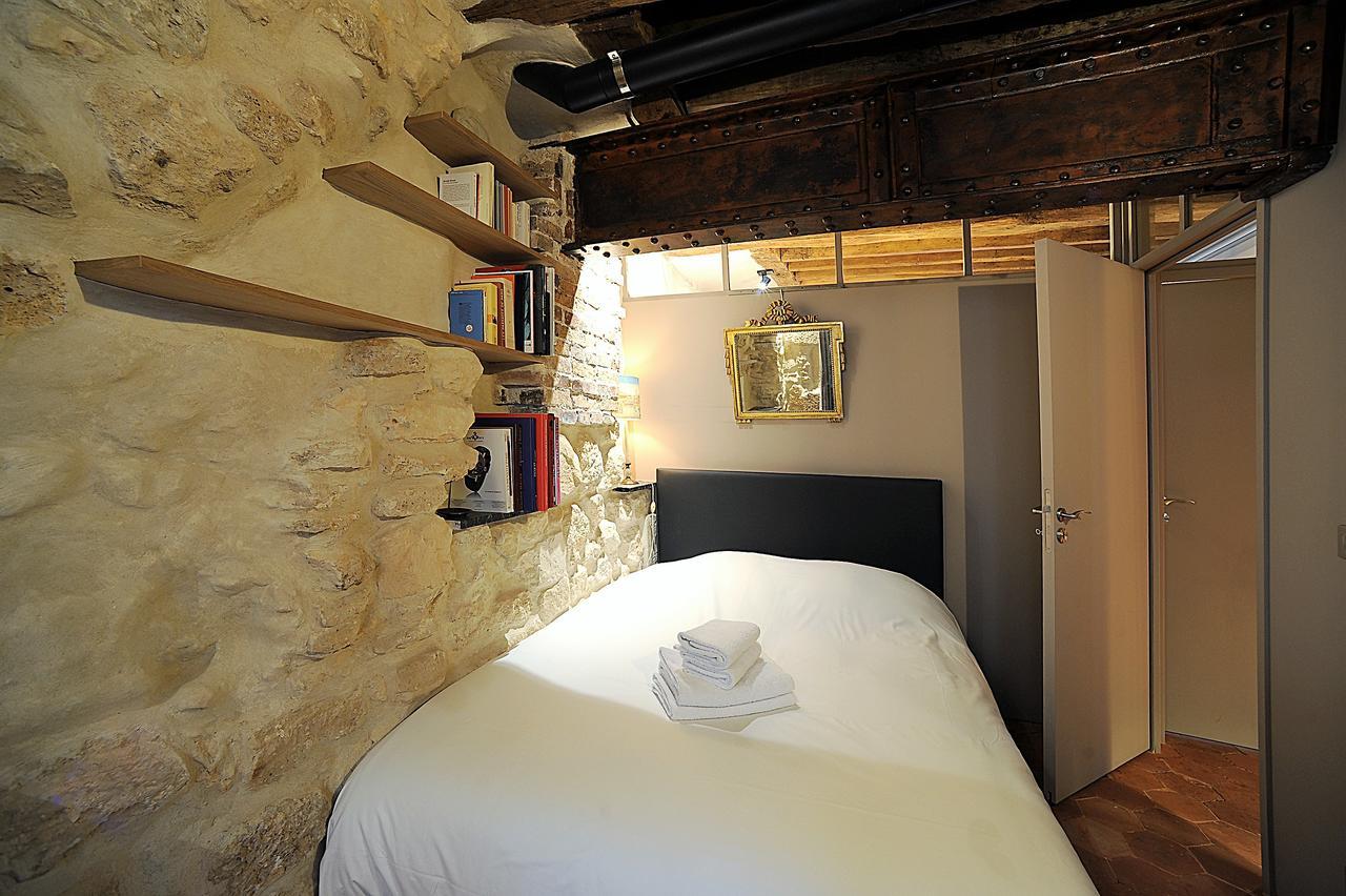 Beautiful Apartment In Historical Marais Paris Extérieur photo