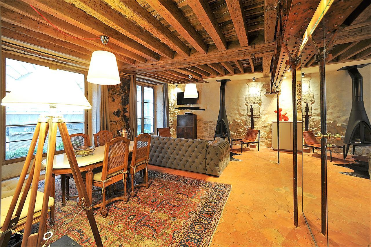 Beautiful Apartment In Historical Marais Paris Extérieur photo